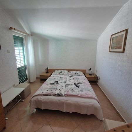 Apartmani Mira Supetarska Draga Extérieur photo