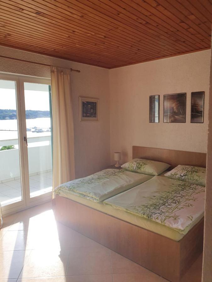 Apartmani Mira Supetarska Draga Extérieur photo