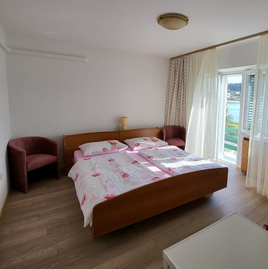 Apartmani Mira Supetarska Draga Extérieur photo