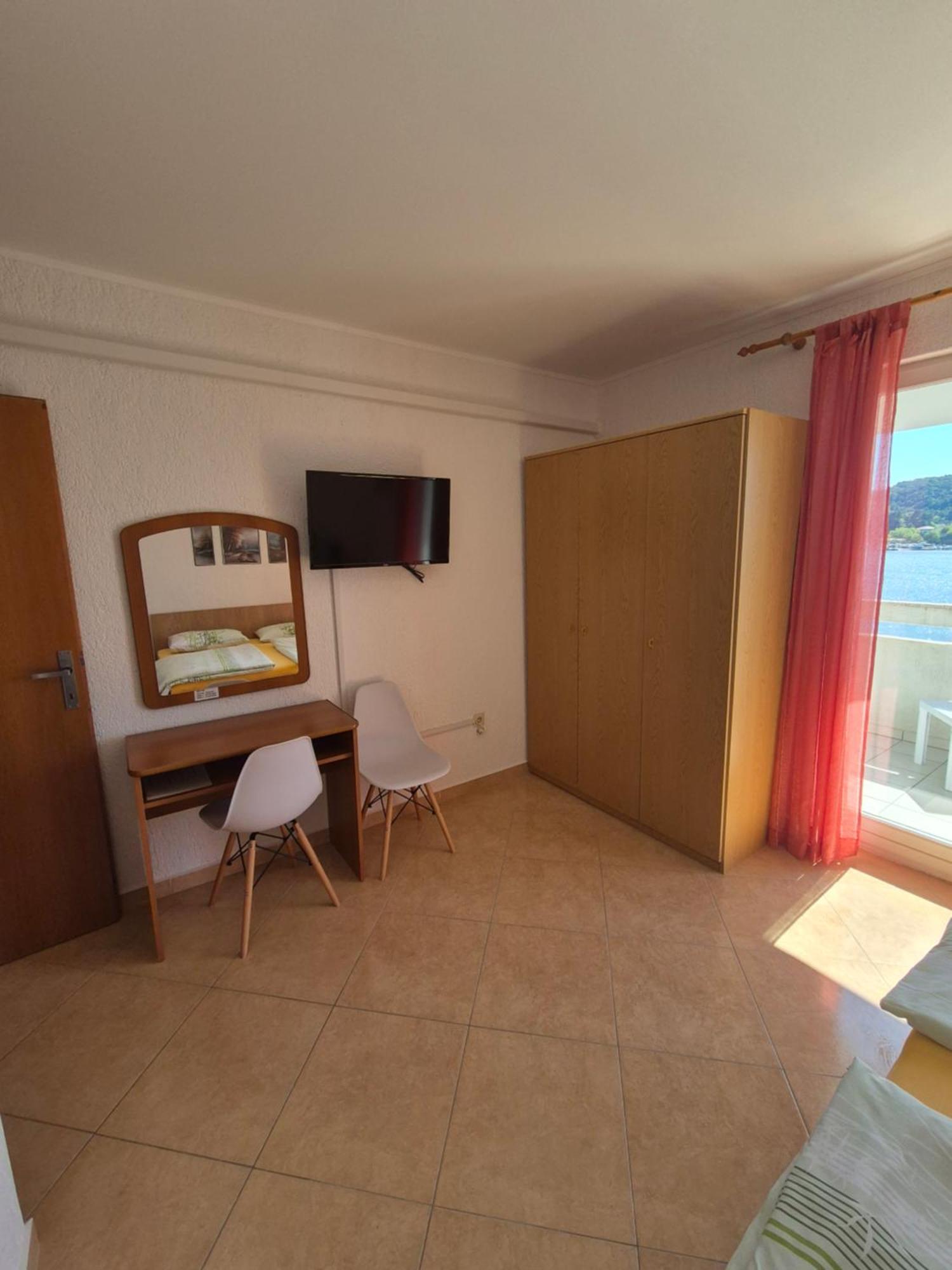 Apartmani Mira Supetarska Draga Extérieur photo